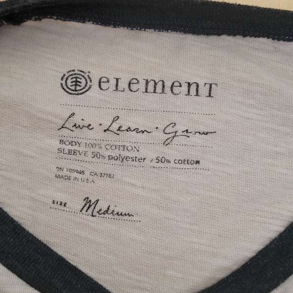 A baseball long-sleeve shirt by Amnesia - Picture 6 of 7